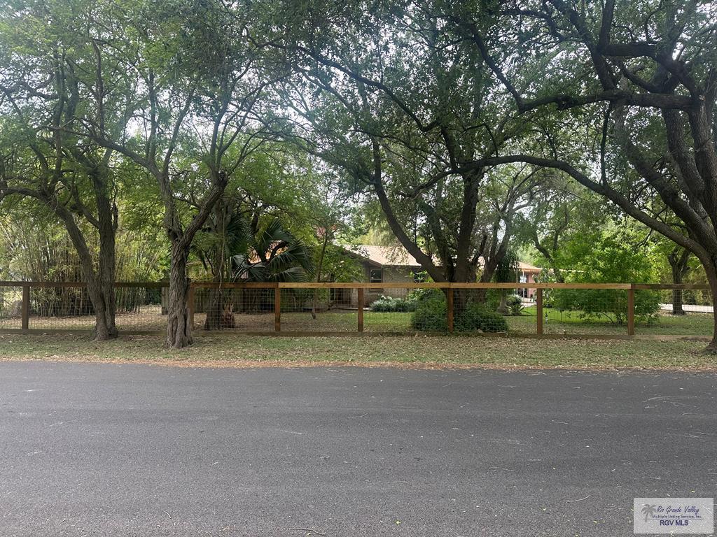 6555 Lakeside Blvd. — photo