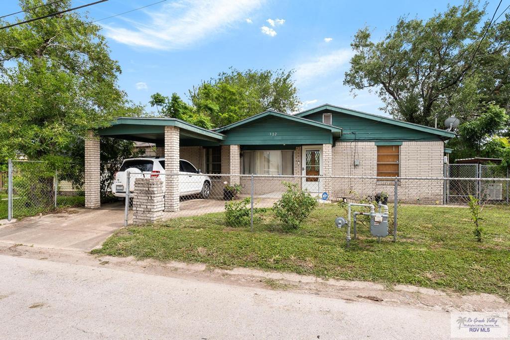 322 Petra Ave. — photo