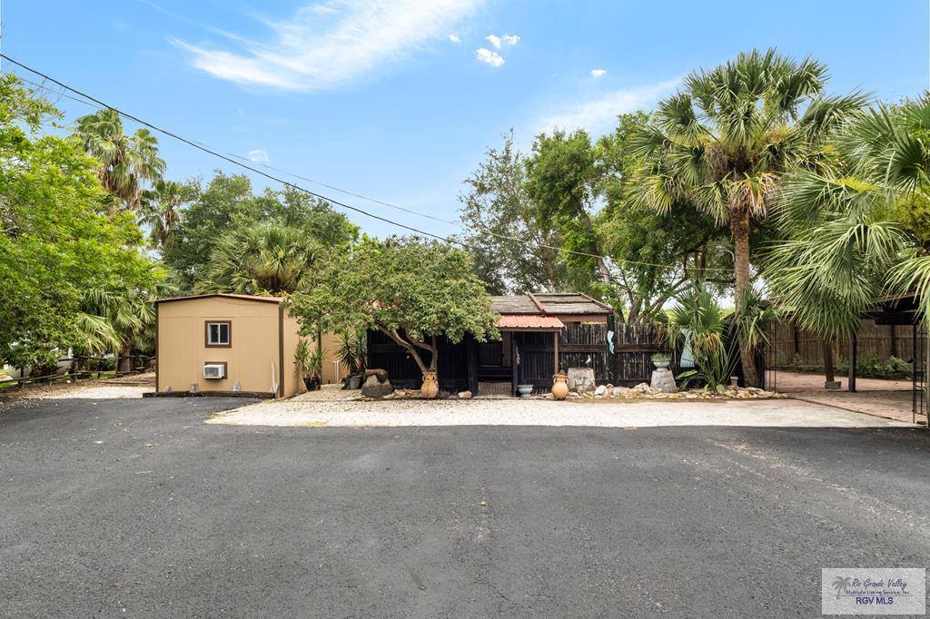 33771 FM 2925 — photo