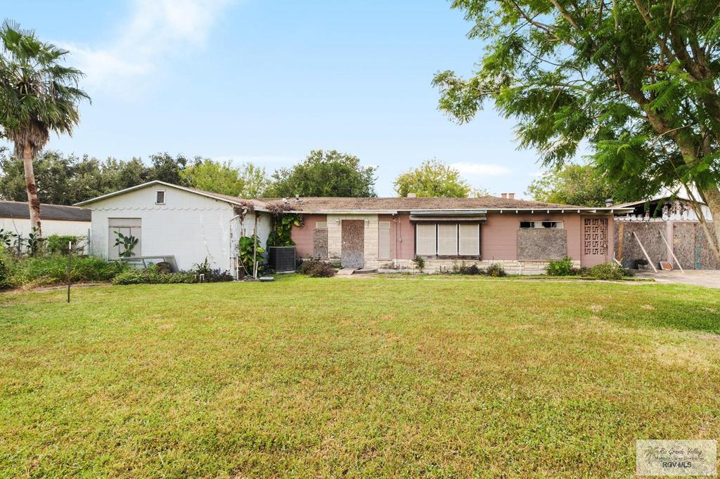 21466 Stuart Place Rd. — photo