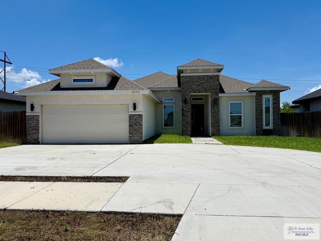 4699 River Oak Cir — photo
