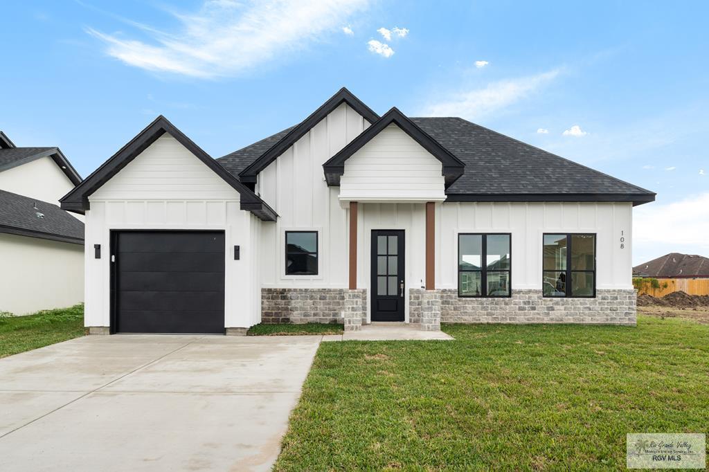 108 Orchid Dr. — photo