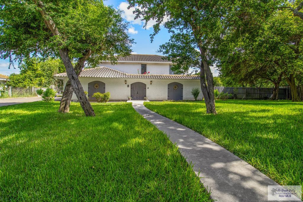 12 Fireside Dr. — photo