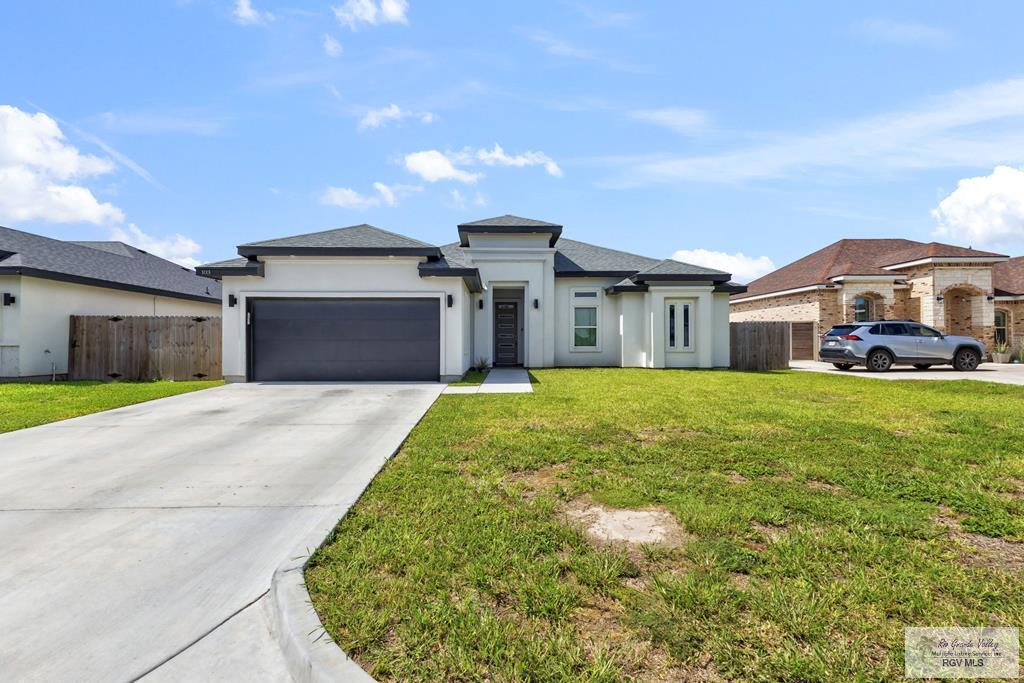 103 Brooks Circle South — photo