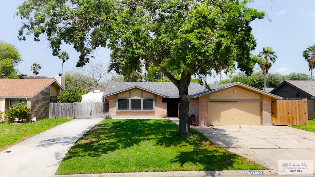 1294 Turtle Creek Dr. Lakeway Subd — photo