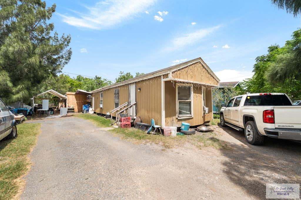 1517 Beefmaster Rd — photo