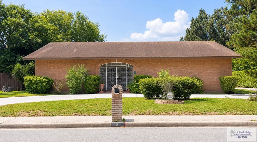 8 Summit Ct — photo