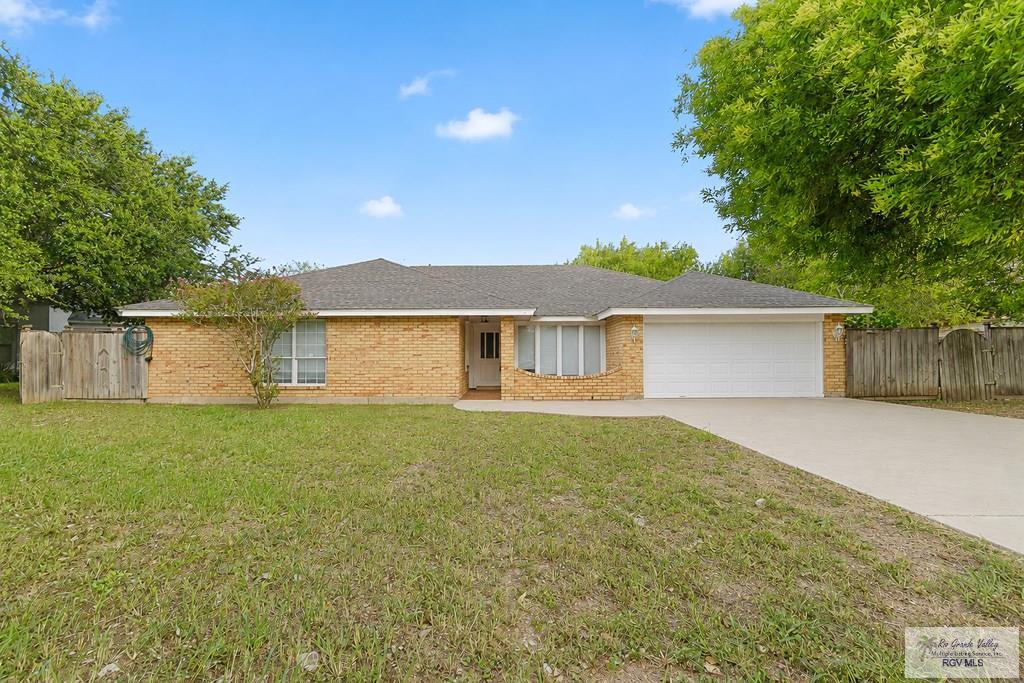1721 Westminster Cir — photo