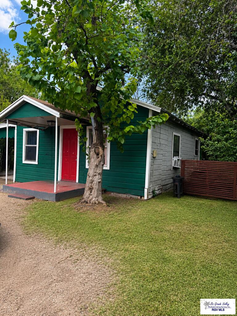 1017 W Jefferson Ave — photo