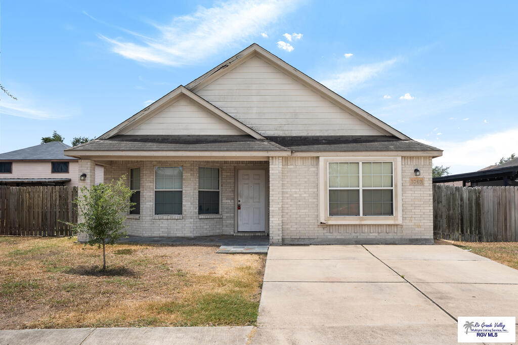 3069 Albans Dr. — photo