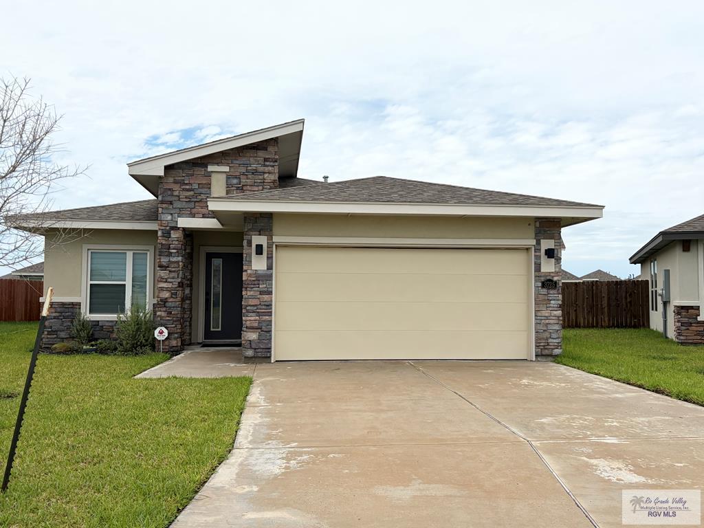 3725 Fugaz Dr — photo