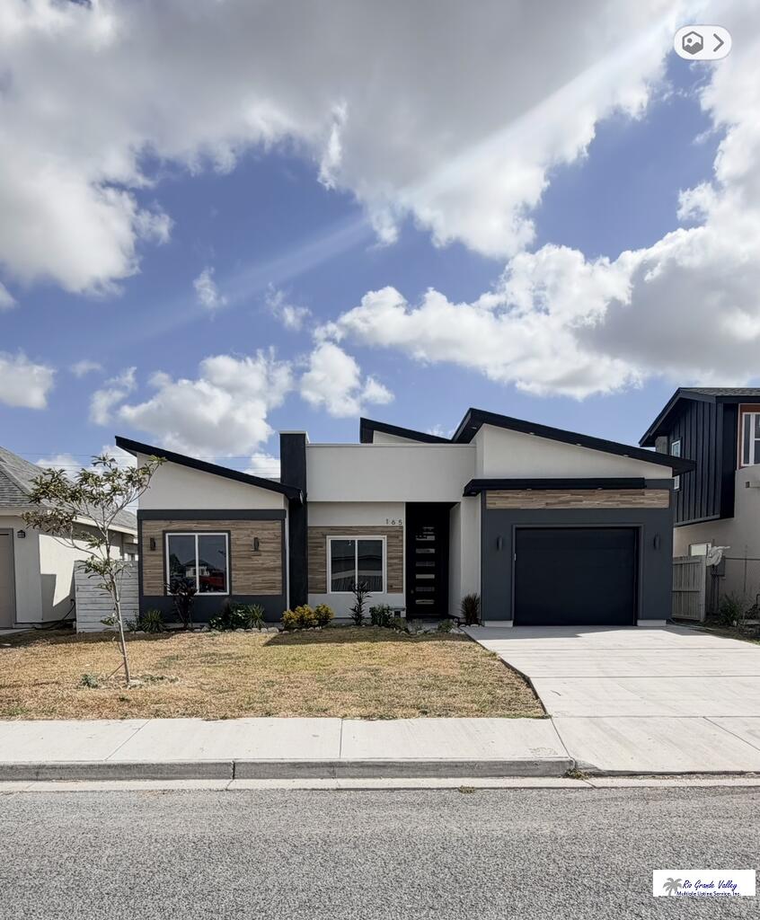 165 Cameo Dr. — photo