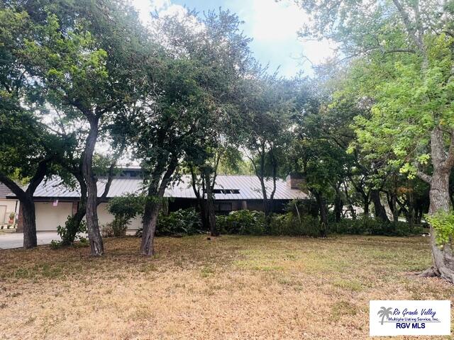 201 Tesoro Ave. — photo
