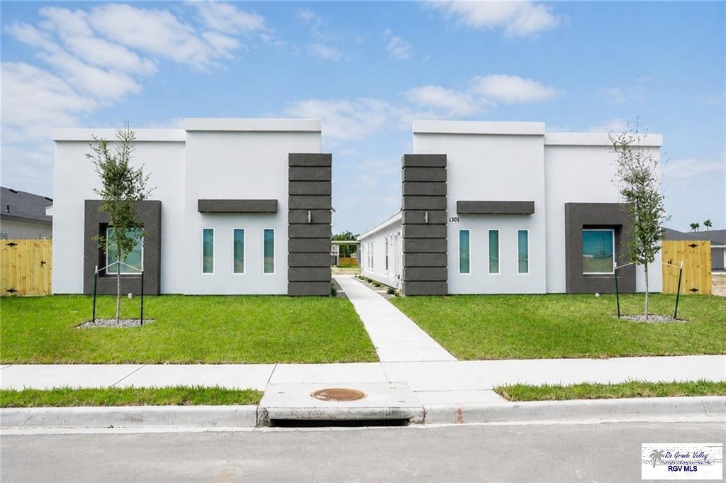 1301 Country Club Drive 3 — photo
