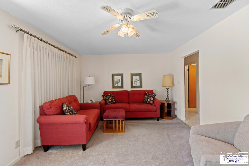110 E Davis Street, Harlingen, TX 78550 — photo 3