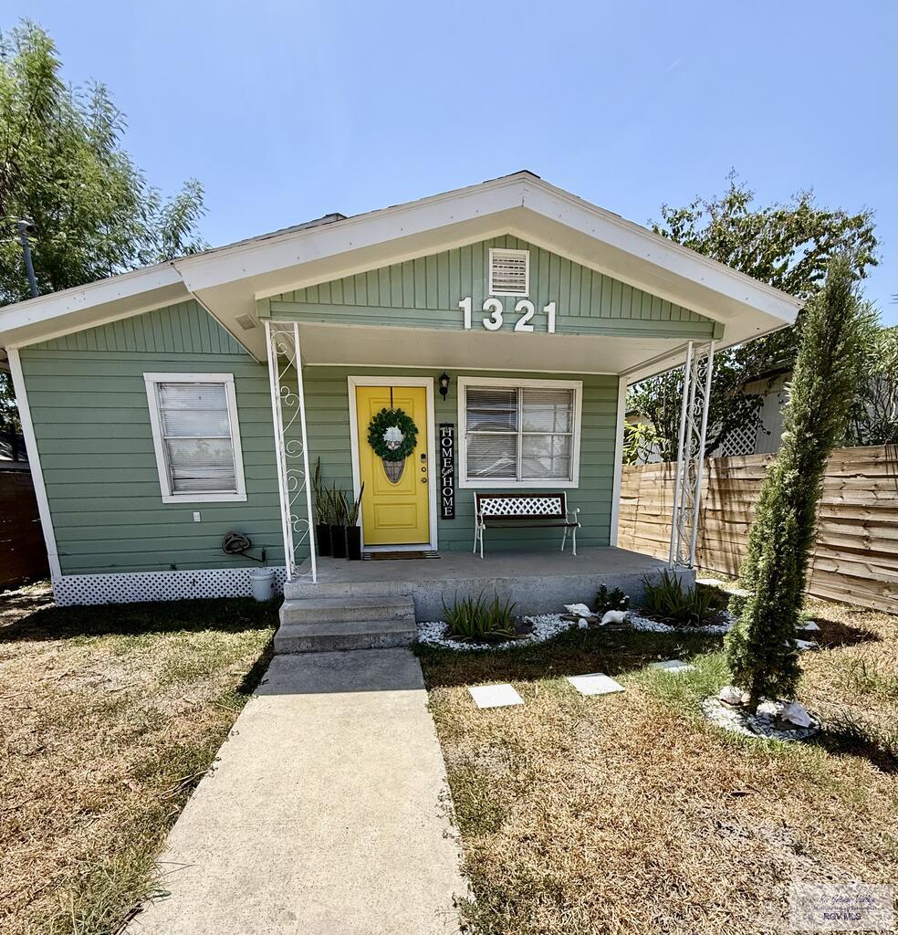 1321 Csm Ruben Vela St — photo