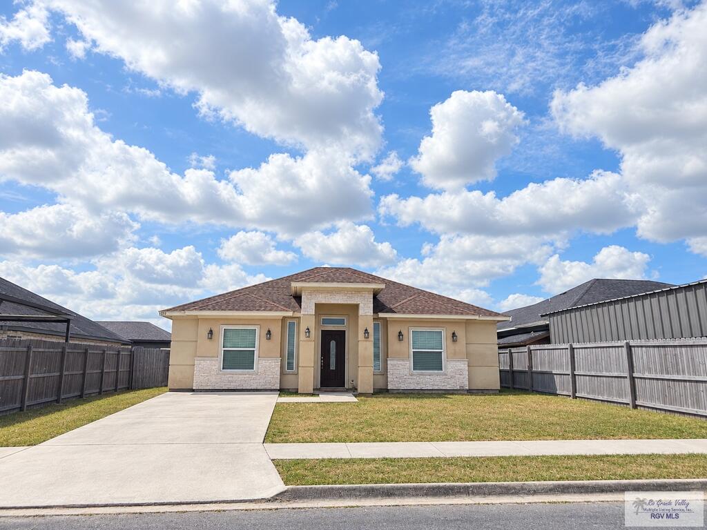 6353 Tiger Dr. — photo