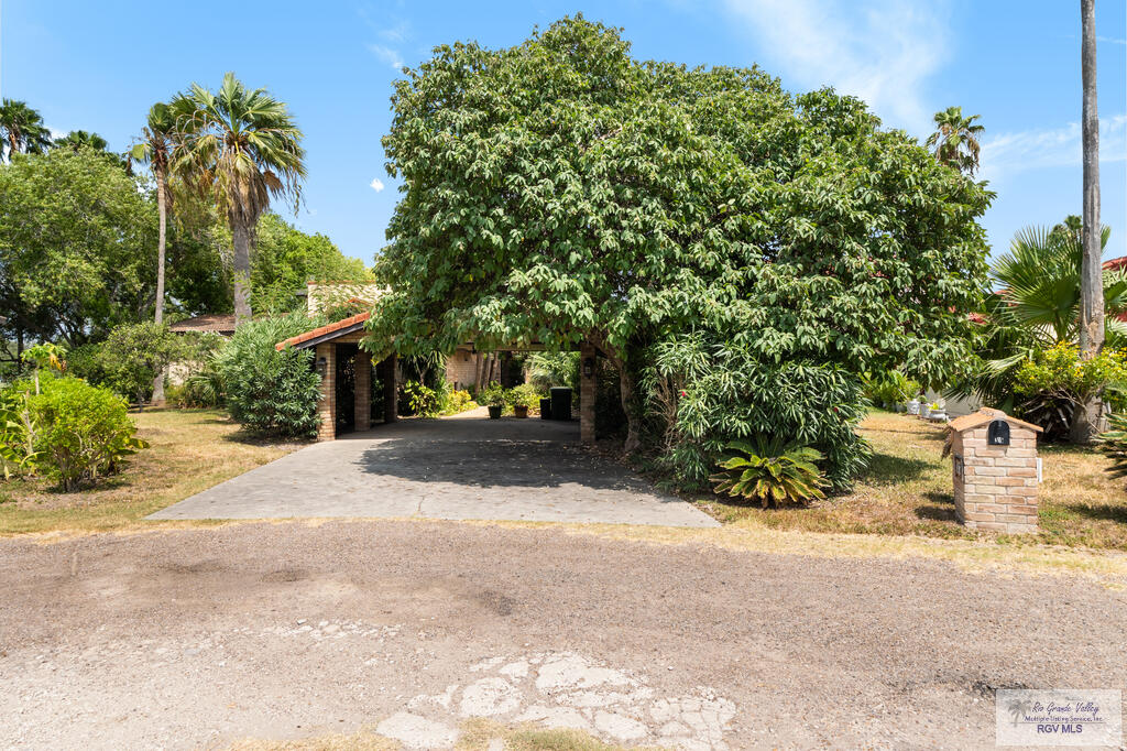 507 De Leon Avenue — photo