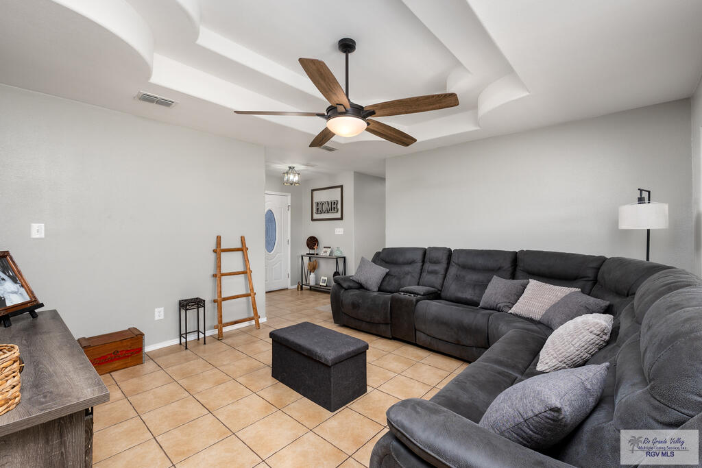 18017 Parker Rd, SANTA ROSA, TX 78593 — photo 3
