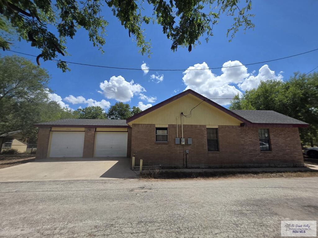 Home in Brownsville, TX 78520 — photo 2