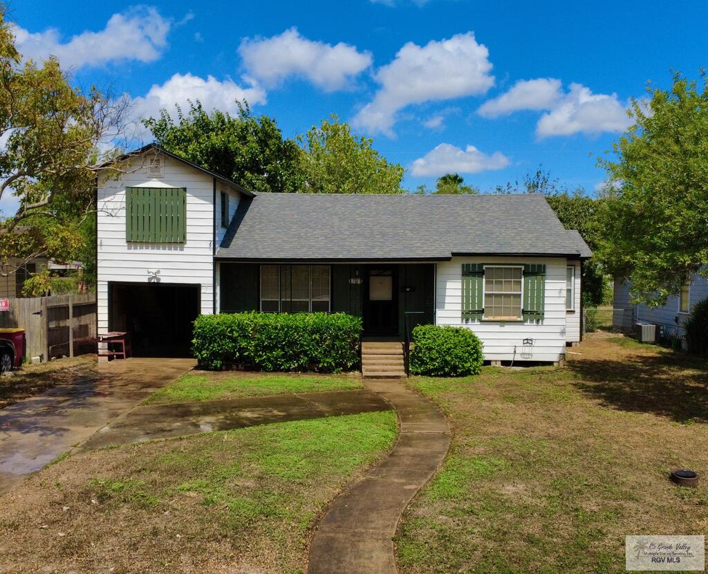 1727 Carthage Court — photo