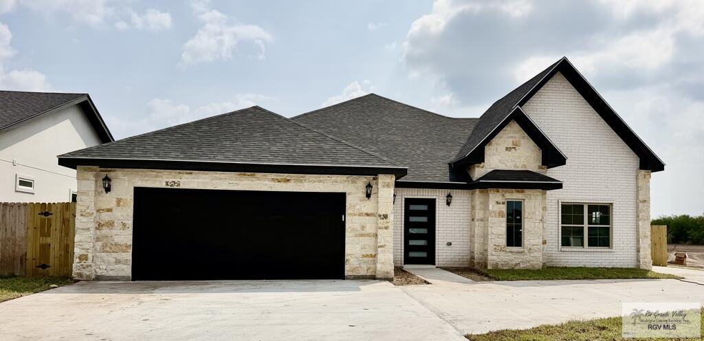 4504 Loira River — photo