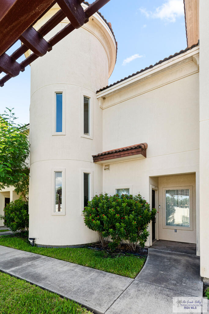 1412 E Keeton Avenue Unit 4 — photo
