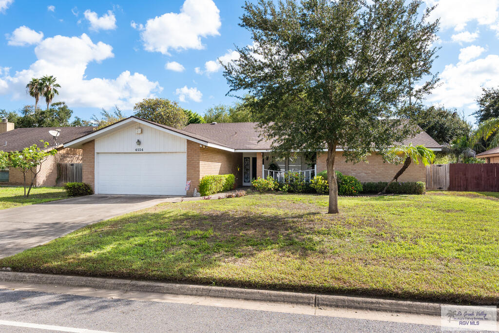 4554 Lakeway Drive — photo