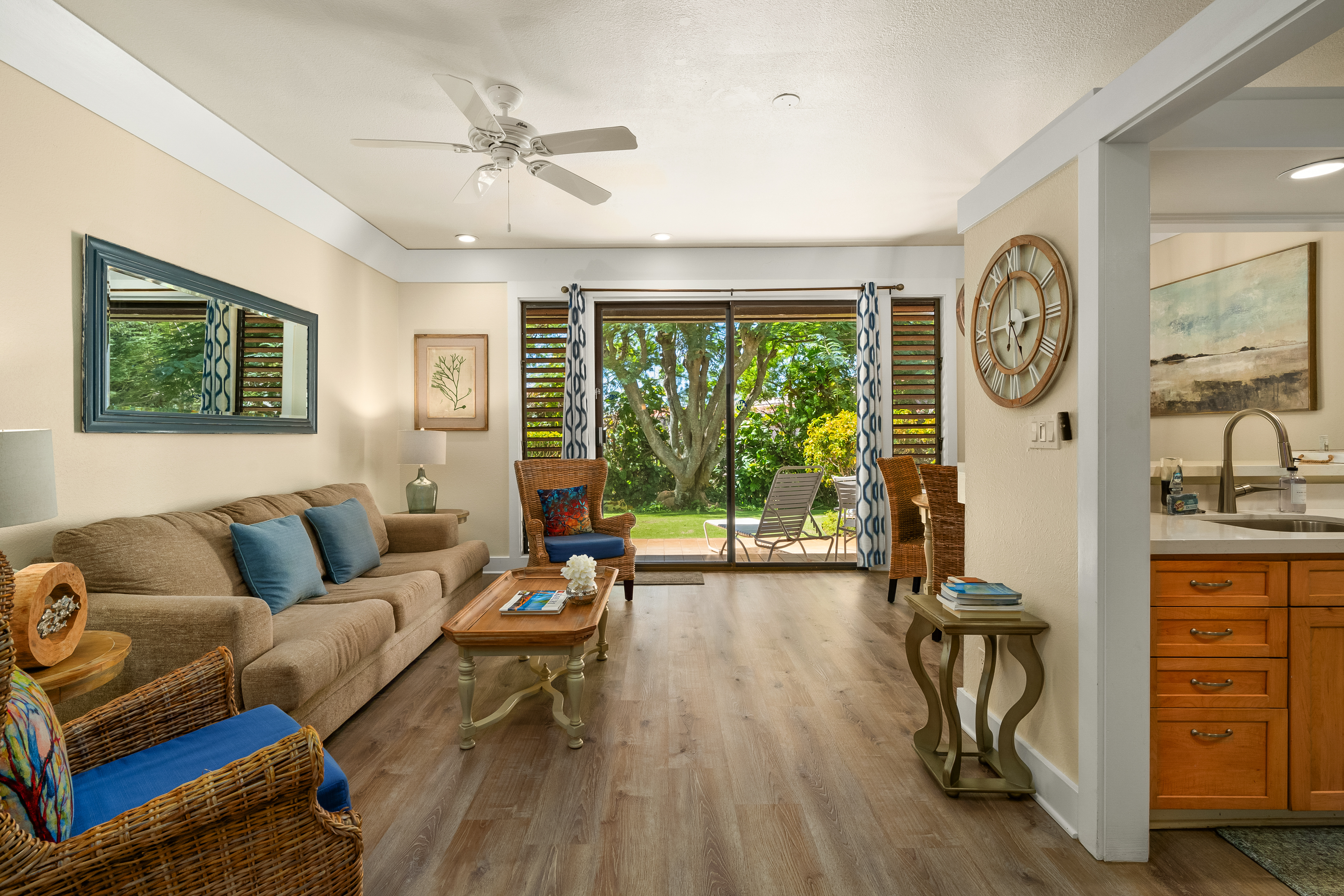 2253 Poipu Rd, #402 — photo