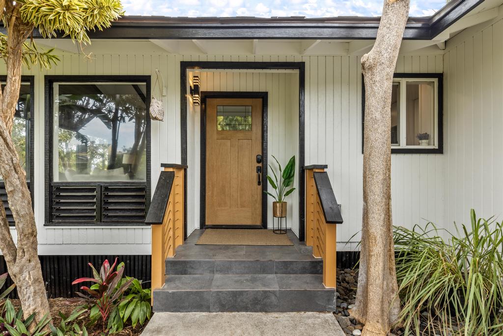 68-1799 Puu Nui St — photo