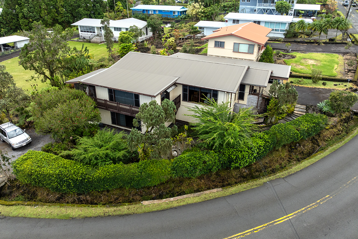 77 Terrace Dr — photo