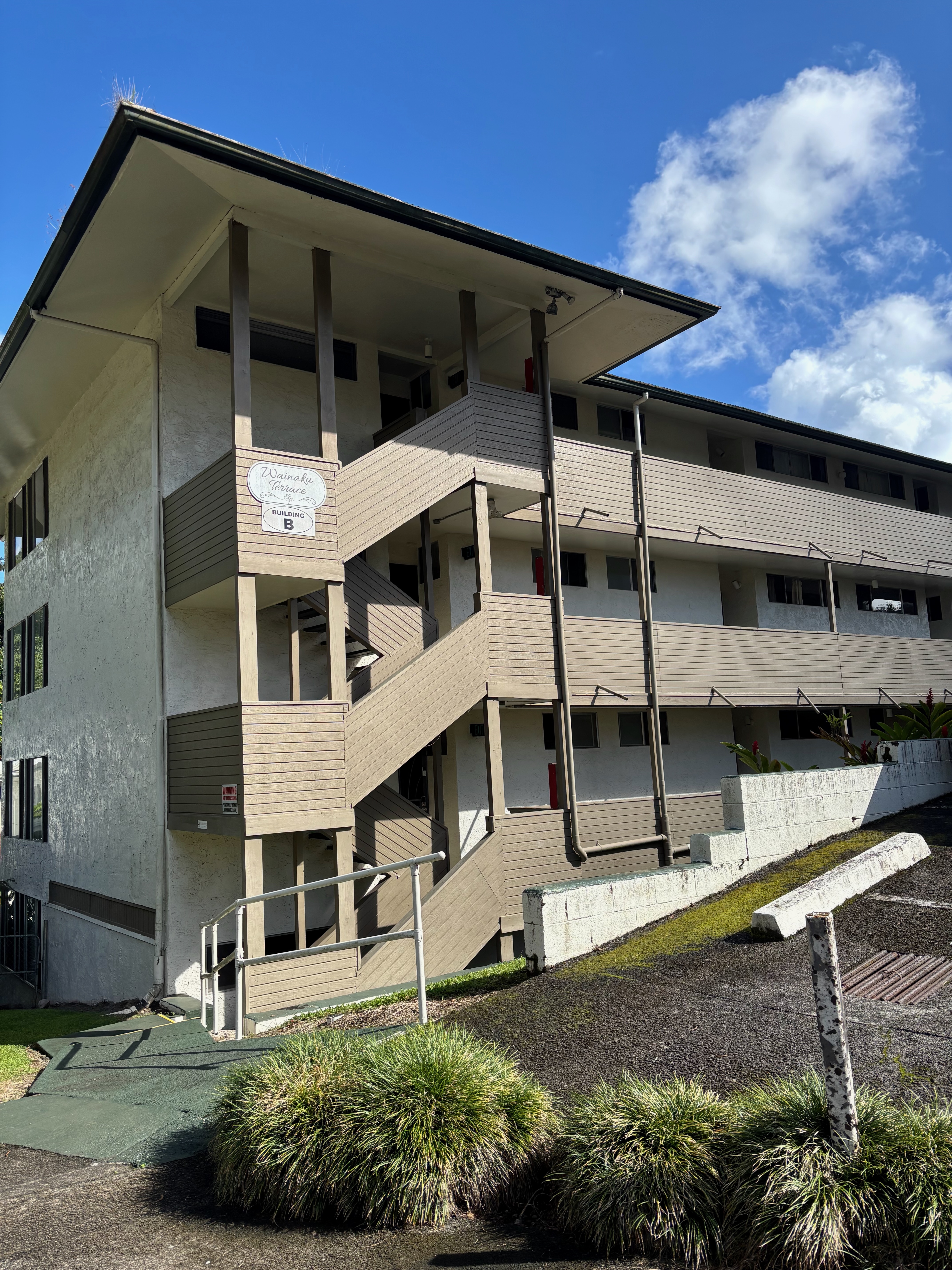 360 Kauila St, #301 — photo