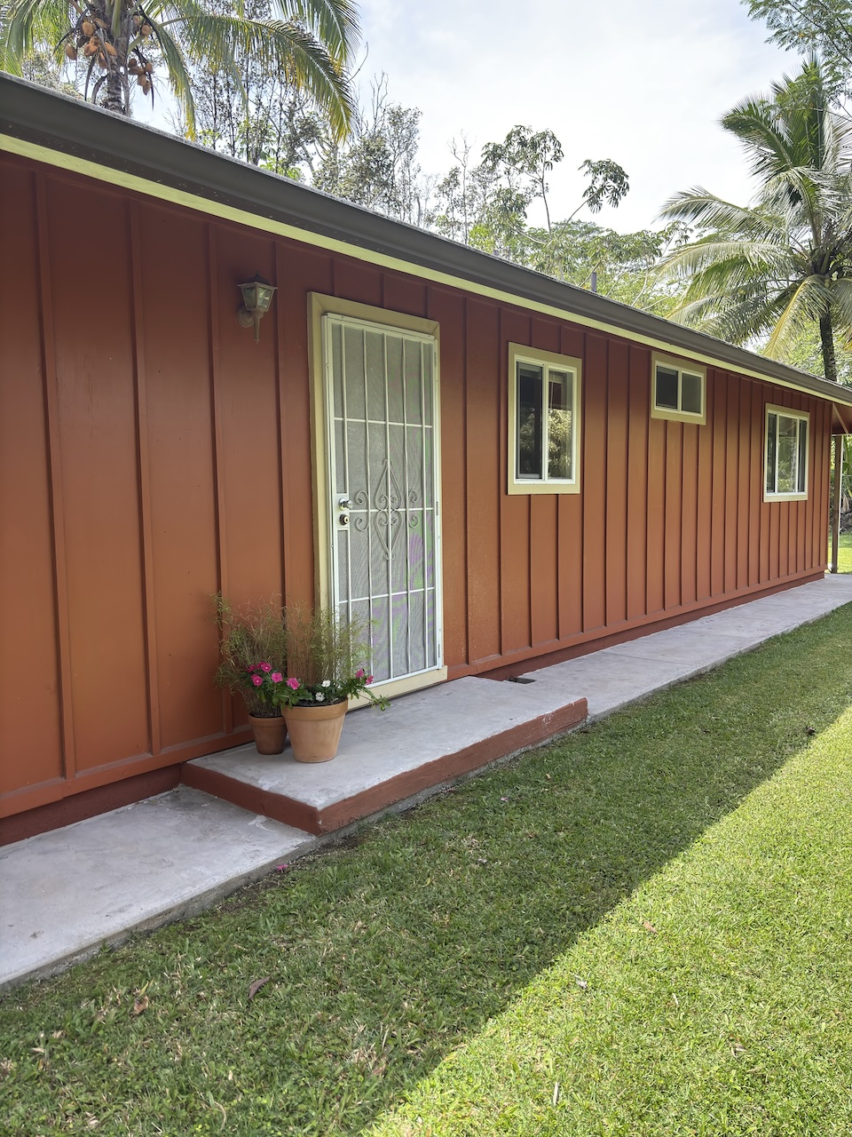 15-394 Puni Makai Loop — photo