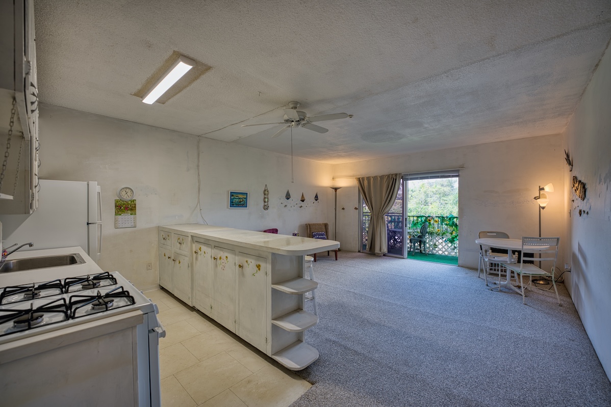 355 Orchid Manor, #319 — photo