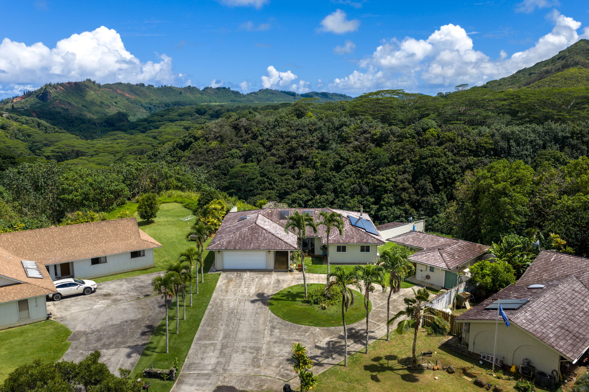 6474 Kaahele St — photo