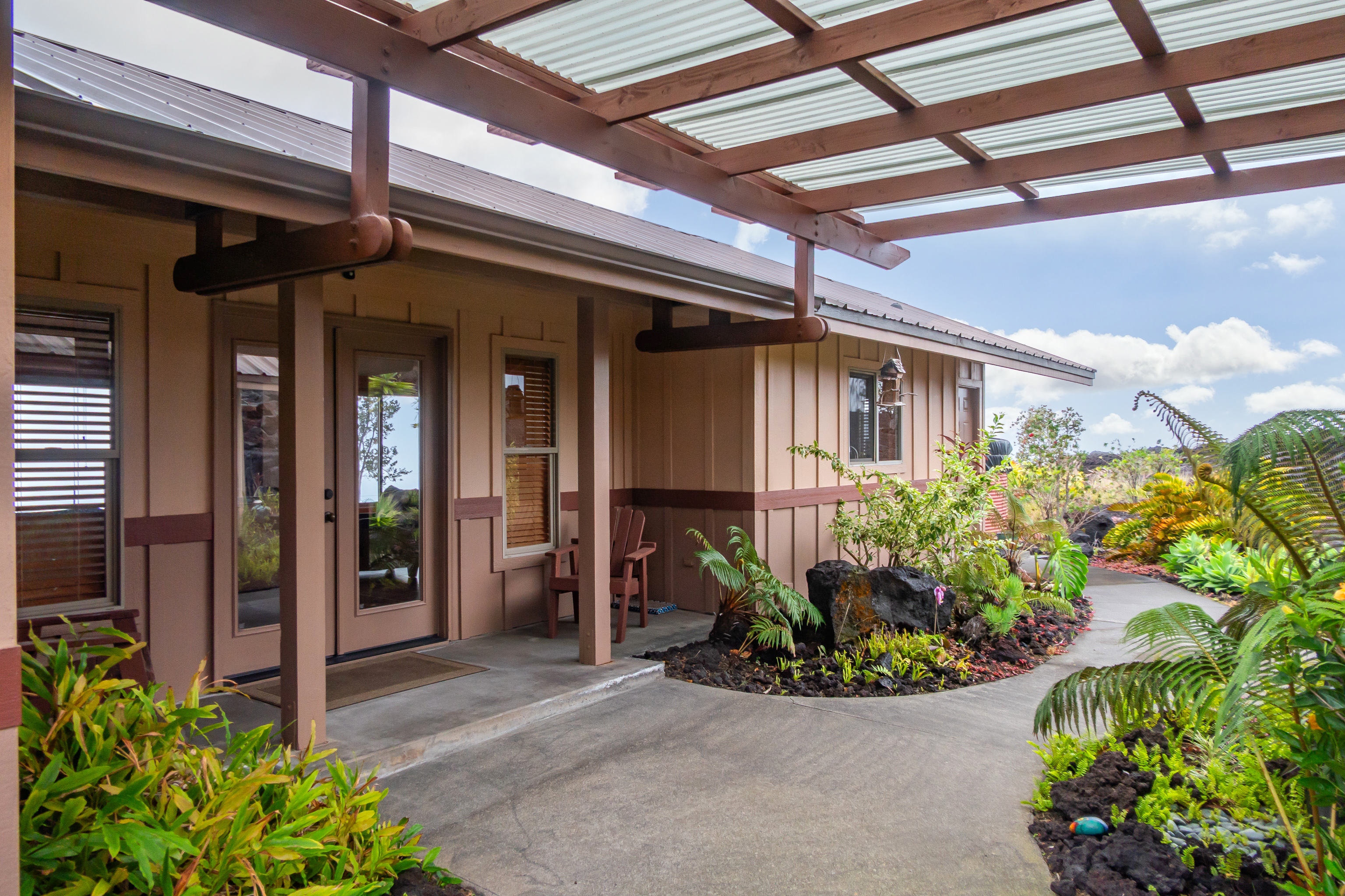 92-8211 Iwalani Pkwy — photo