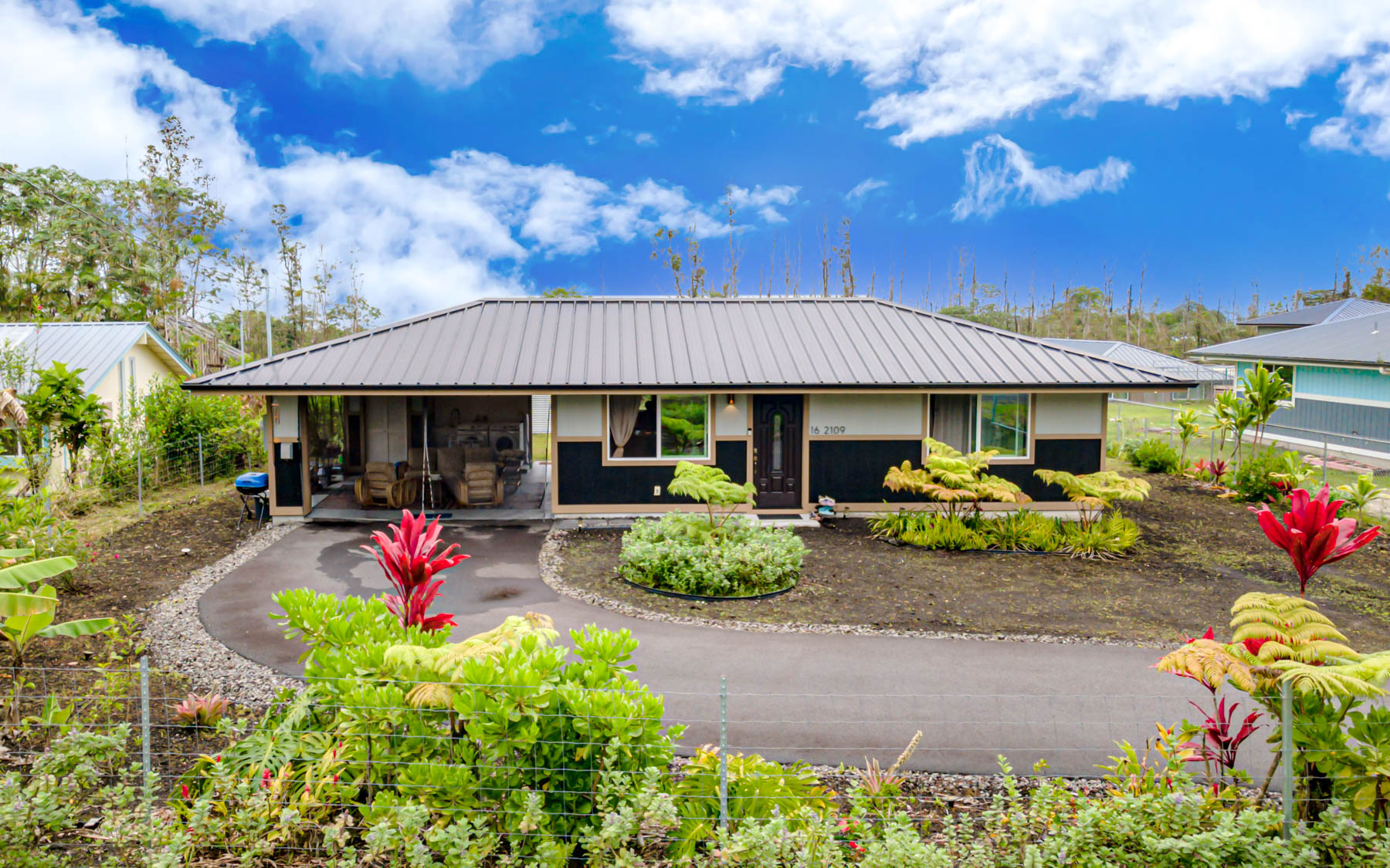 16-2109 Azure Dr — photo