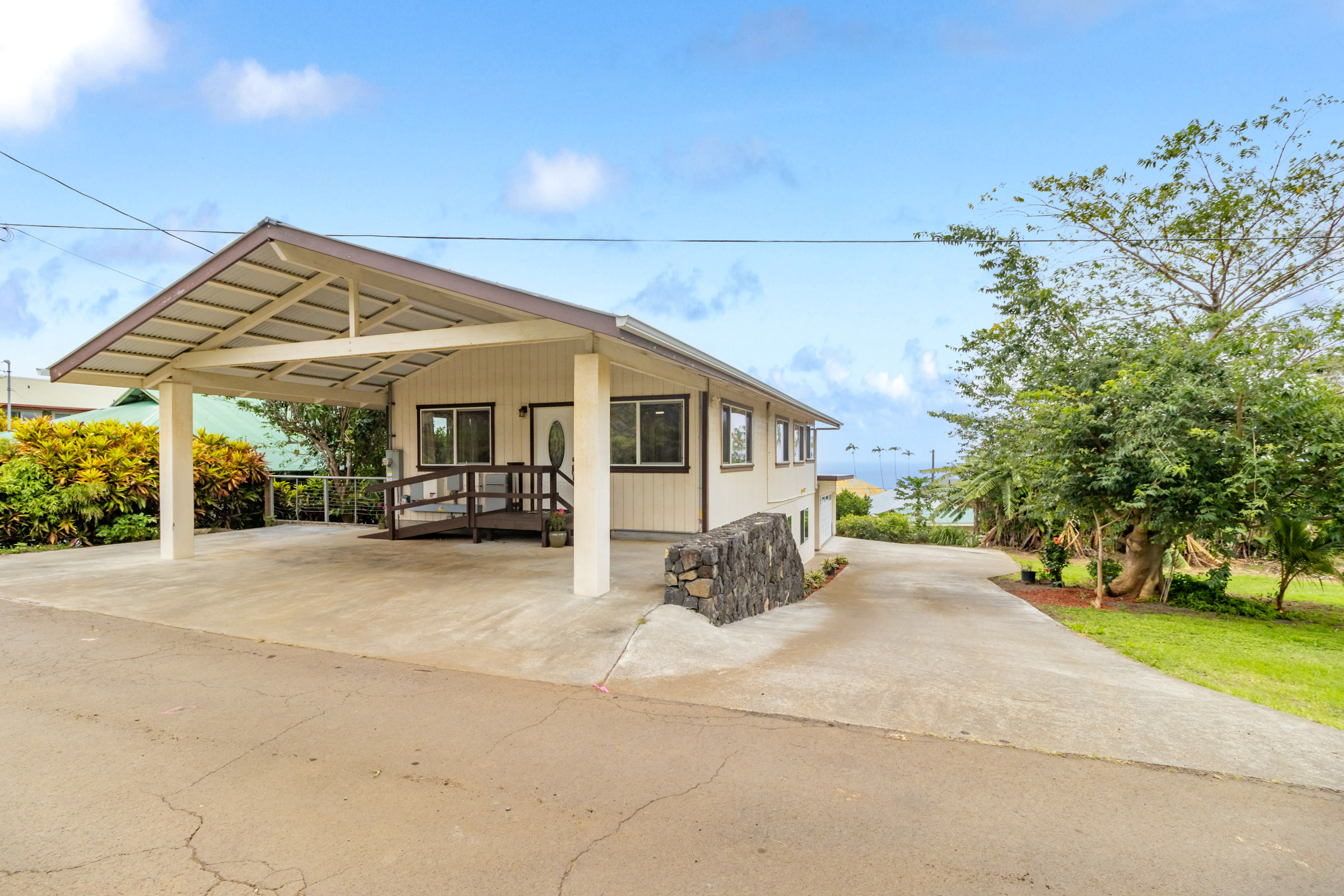 44-409 Hoolokahi St — photo