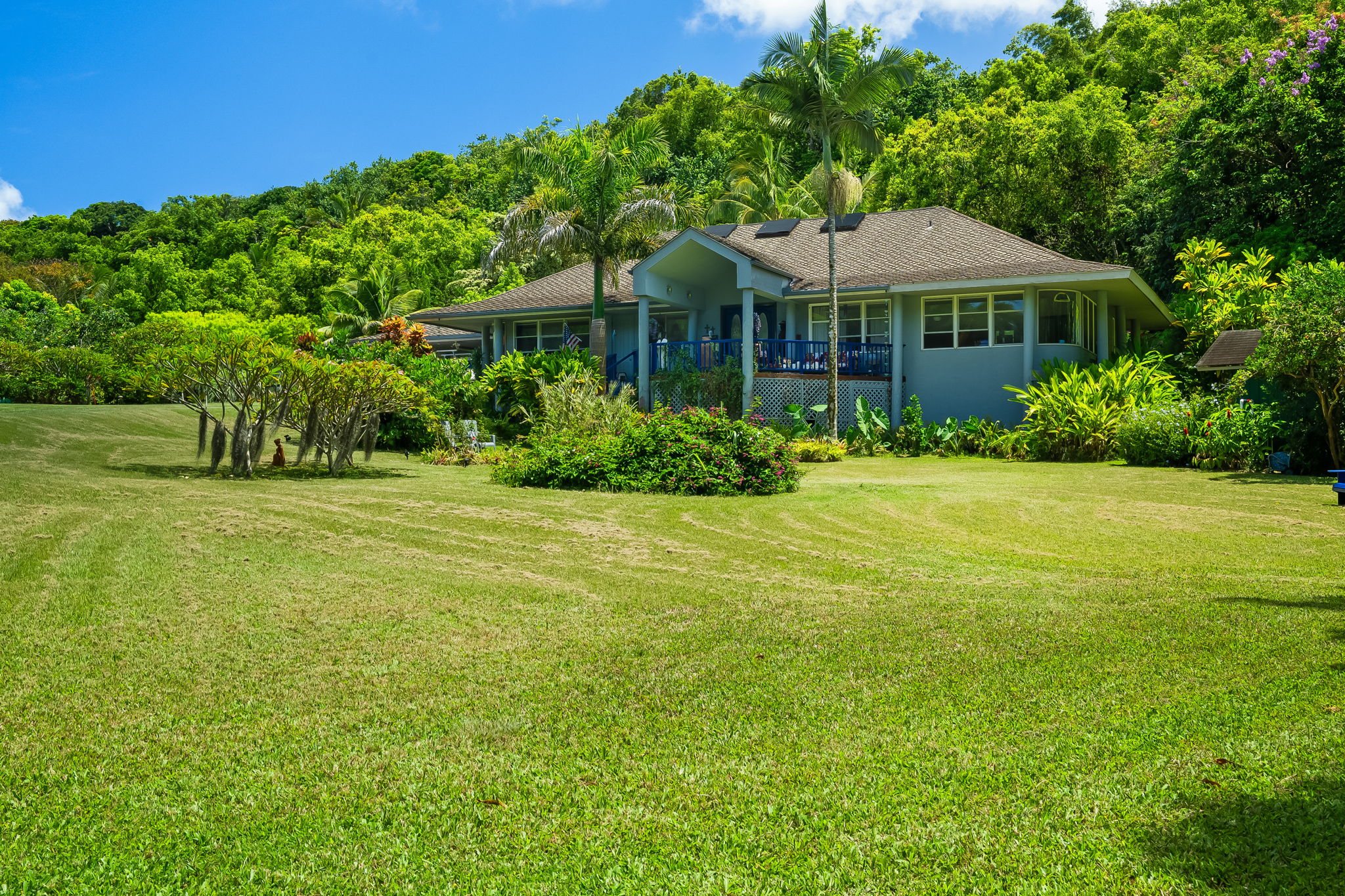 5245-A Kaehulua Rd — photo