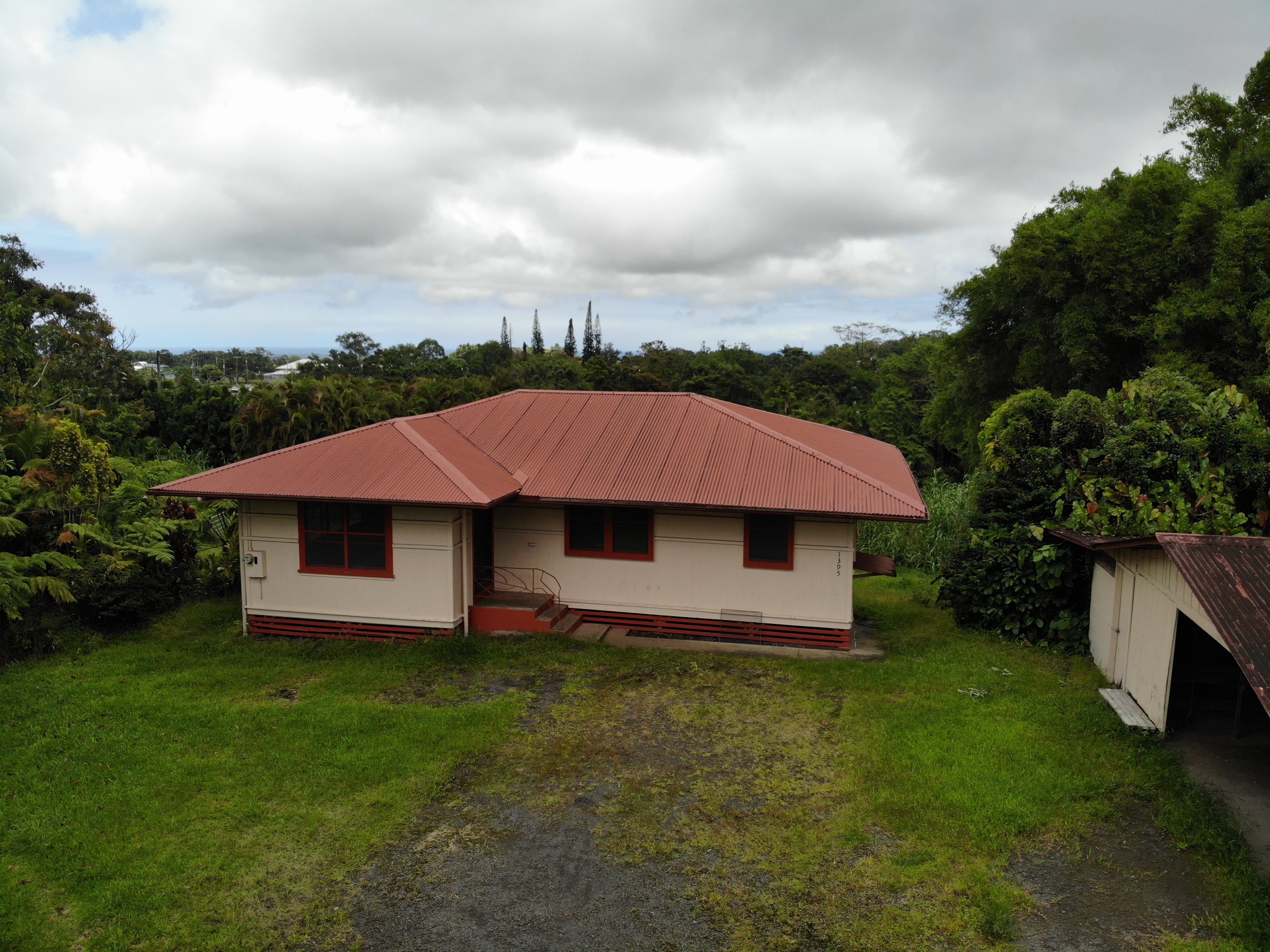 1395 Ainaola Dr — photo