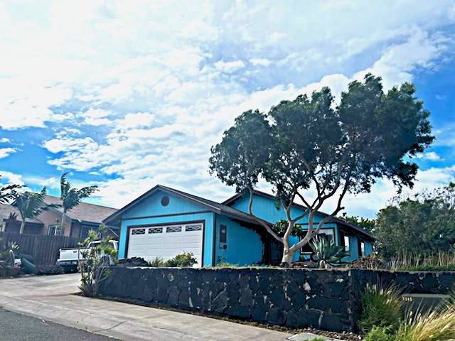 68-3511 Kupunakane Pl — photo