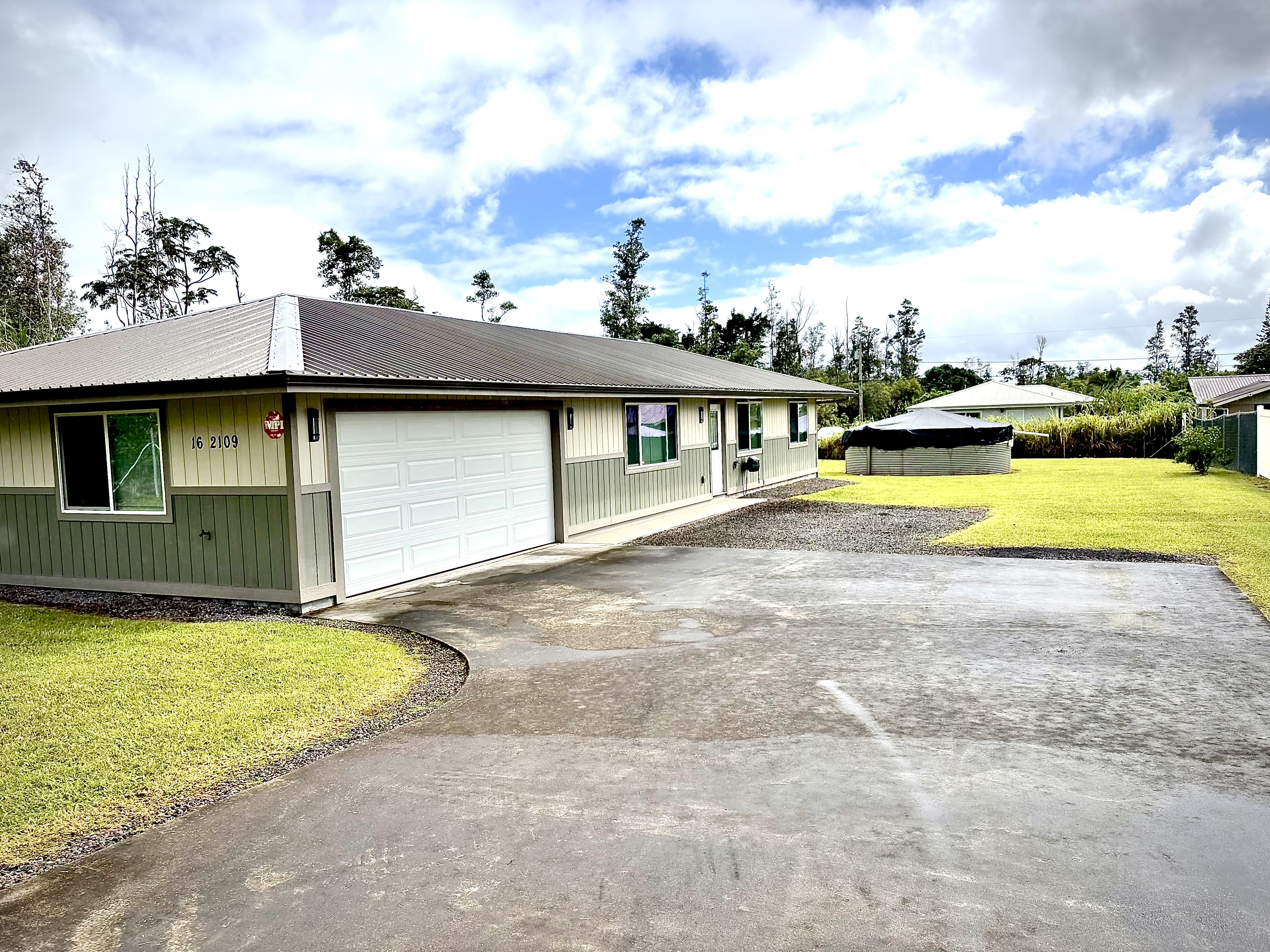 16-2109 Rainbow Dr — photo