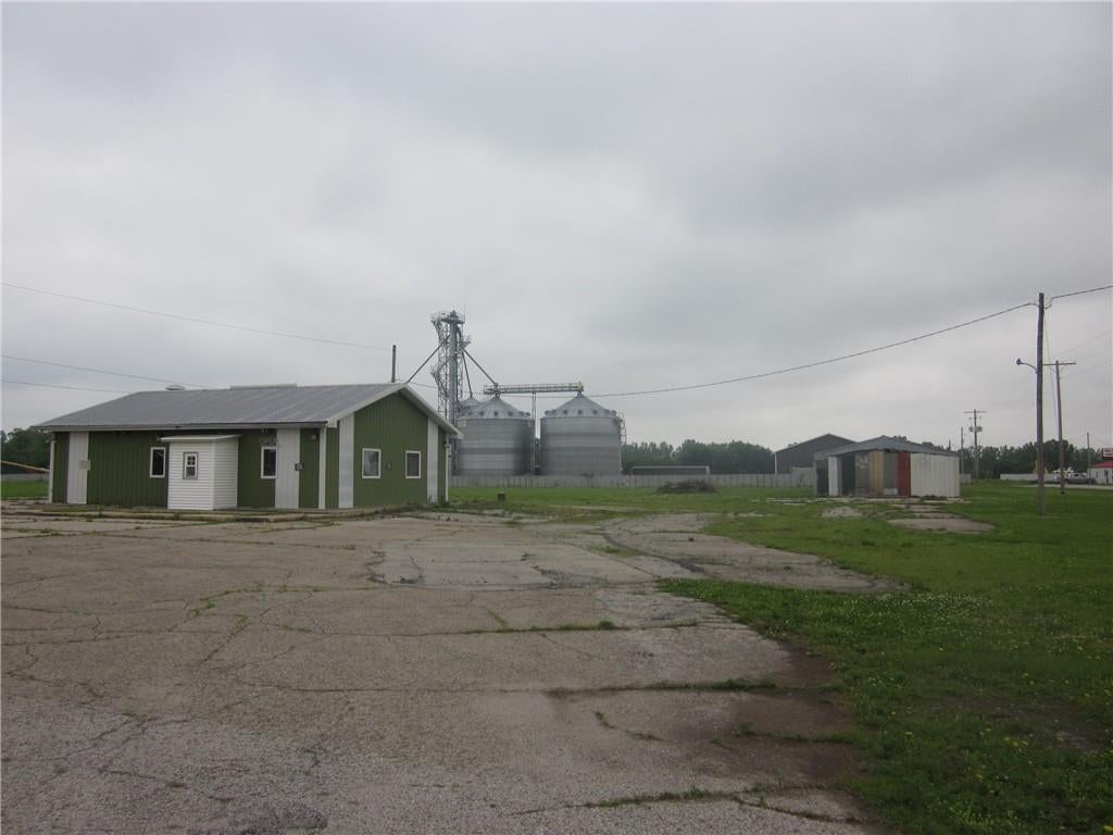 1502 Roseport Road — photo