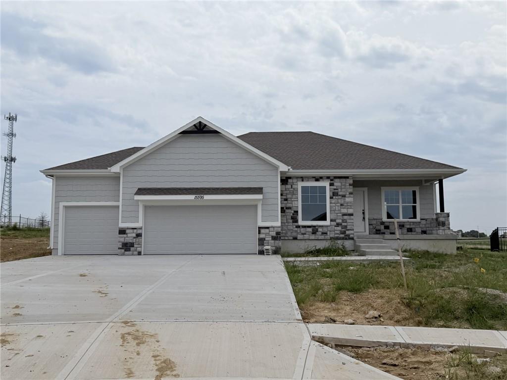 15595 N Sheridan Court — photo