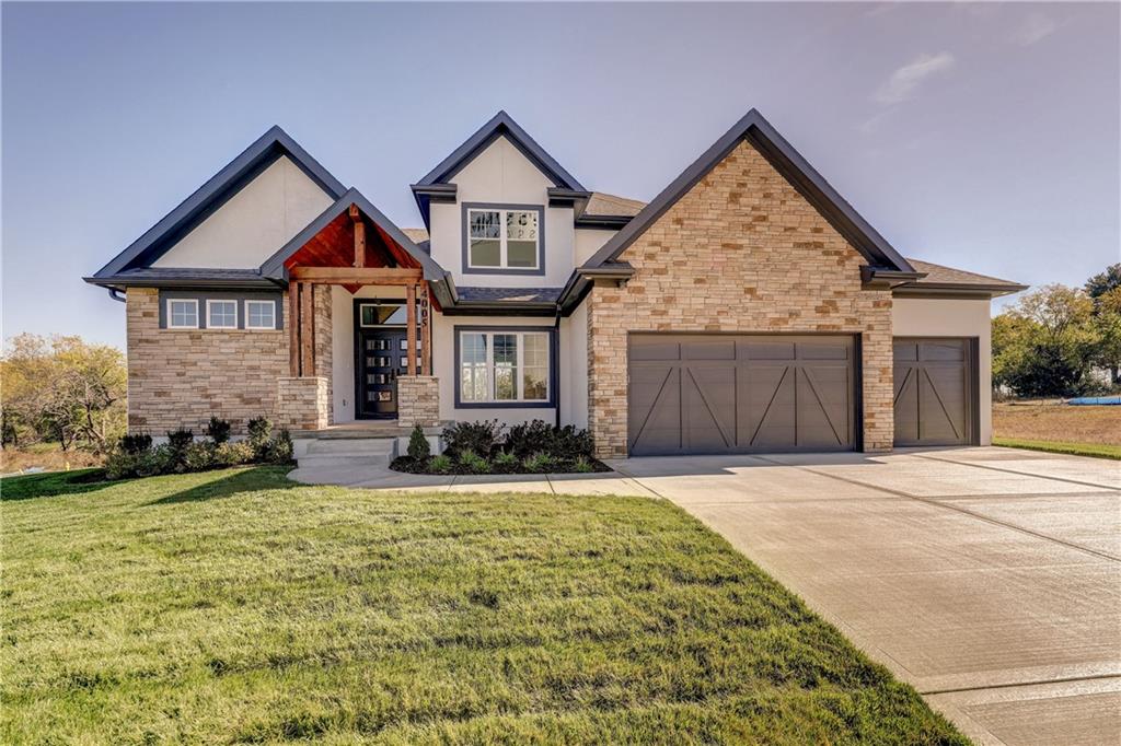 4005 NE Apple Grove Drive — photo