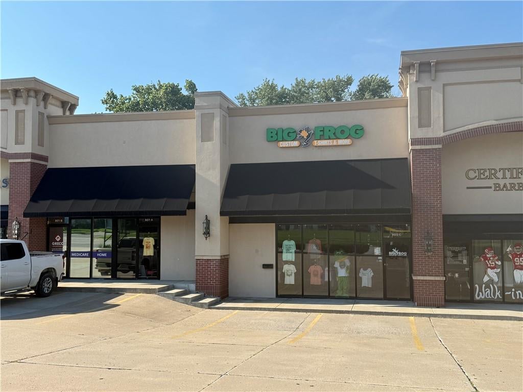 805 W Main # C Street — photo