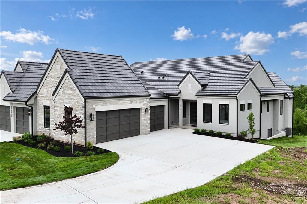 13751 Pembroke Lane — photo