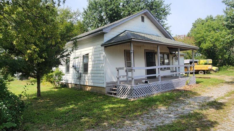 803 W Country Road — photo