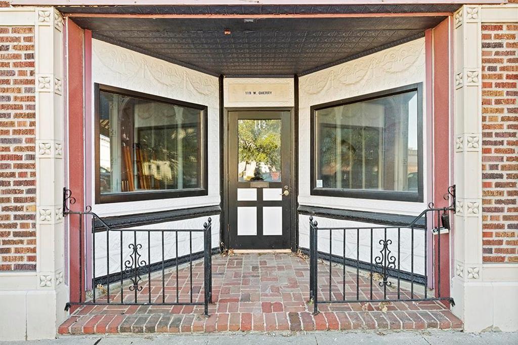 119 W Cherry Street — photo