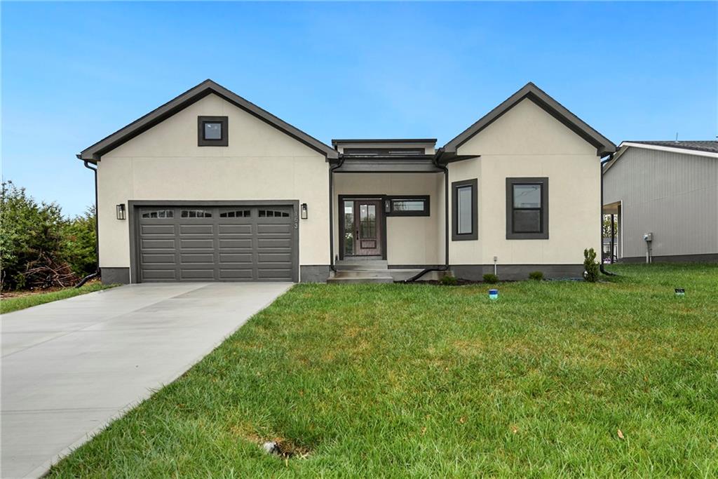 153 S Linn Valley Drive — photo